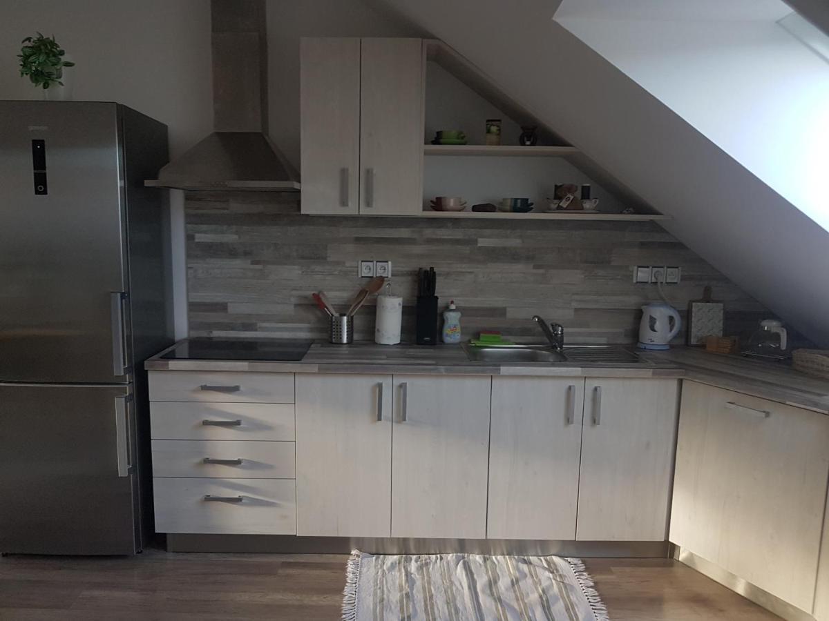 Ubytovani U Spacku Palava Novosedly  Buitenkant foto