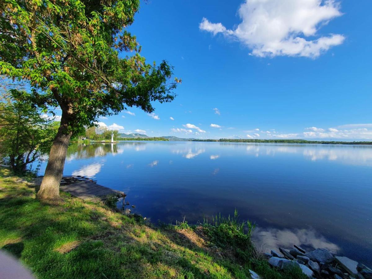 Ubytovani U Spacku Palava Novosedly  Buitenkant foto